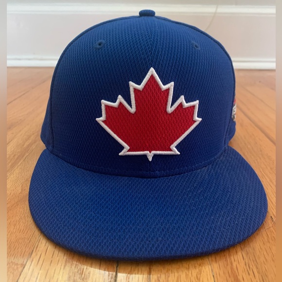 Authentic Blue Jays fitted baseball hat - size 7 - Picture 1 of 7